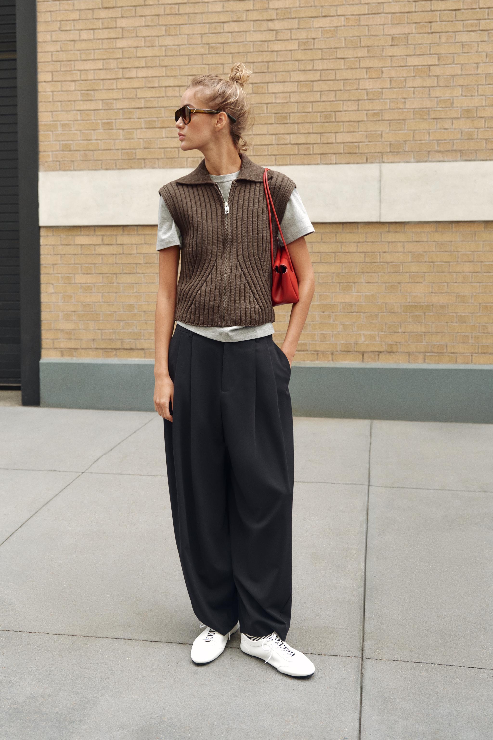 RIB KNIT VEST
